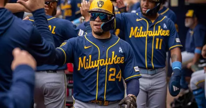 Contreras rips 3-run homer in 8-run inning as Gasser ends drought in Brewers' 9-4 win over Braves