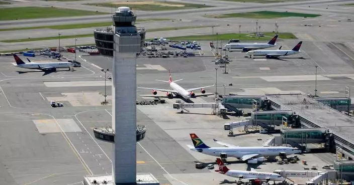 JetBlue pilot reports hitting drone as plane approached JFK airport to land Monday morning