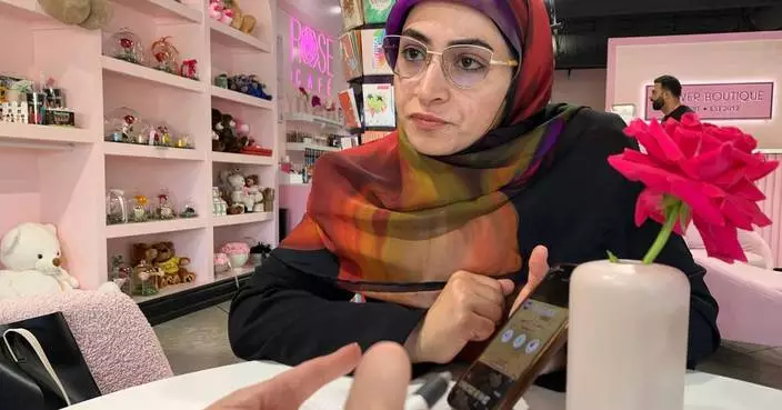 Lebanese Americans open their wallets and hearts as war rages back home