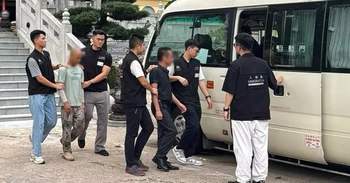 Immigration Department Arrests 12 Suspected Illegal Workers in Territory-Wide Operation Contribute