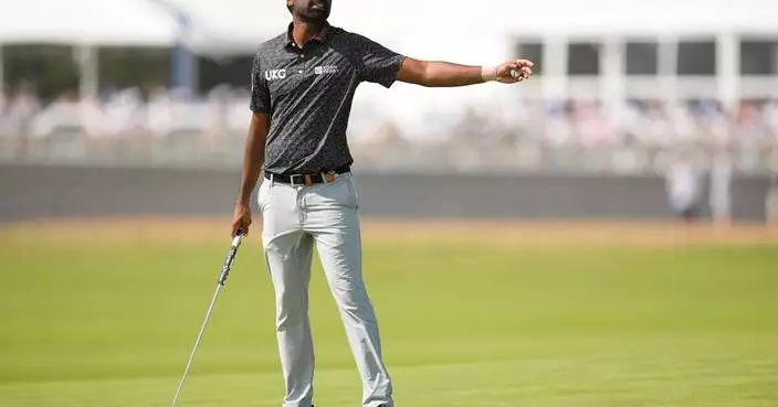 A 'Who's That?' list of dreamers joins Scheffler in 2nd at the US Open, needing to make up 6 shots