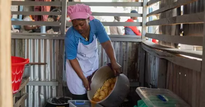 As Congo grapples with Ebola, volunteers cook up meals to support patients and health workers