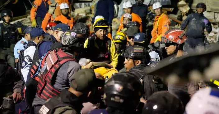 Venezuelans hope online posts will bring news of missing after devastating earthquakes