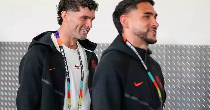 US keeps Pulisic on bench, sends out 9 new starters vs. Turkey in World Cup group finale