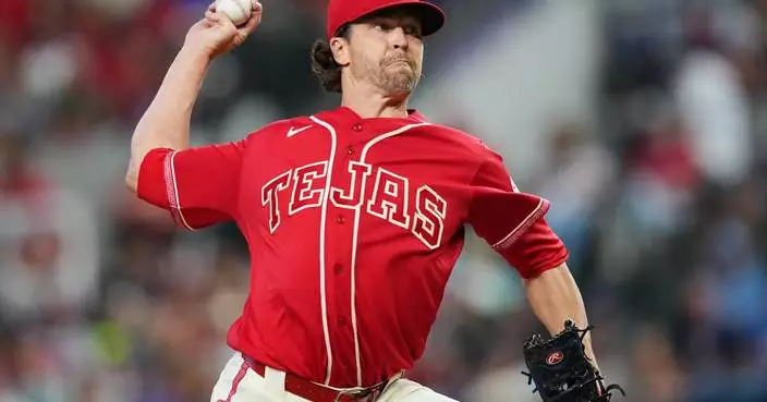 Rangers hitters give deGrom some big gifts on a wild night to win on pitcher's 38th birthday