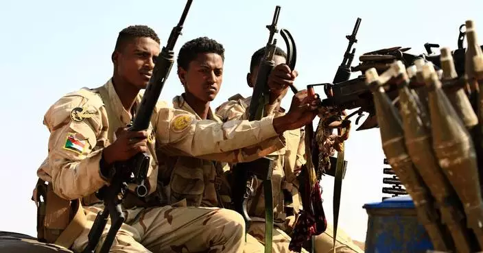 Fears grow for civilians as paramilitary group closes in on strategic Sudanese city