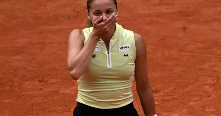 Chwalinska’s remarkable French Open run continues as she beats Kalinskaya to reach semifinals