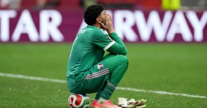 Red cards and poor defense send Qatar to its worst World Cup loss, a 6-0 embarrassment vs. Canada