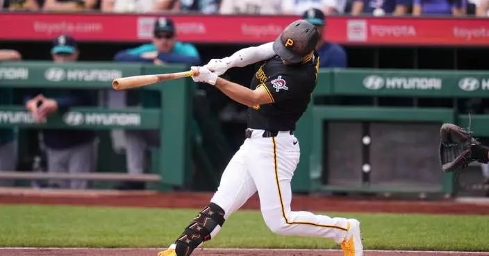 Brandon Lowe, Henry Davis each homer to lead Pirates over Mariners 5-1