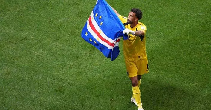 Cape Verde’s star goalkeeper Vozinha gets a family boost before Uruguay clash
