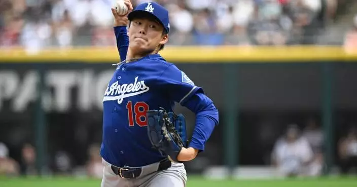 Dodgers’ Yamamoto loses no-hit bid on Peters’ leadoff homer for the White Sox in the 9th inning