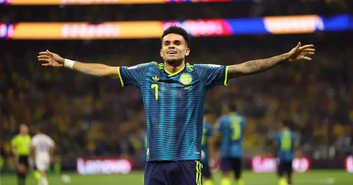 Colombia's Luis Díaz stars in World Cup debut, less than 3 years after his parents' kidnapping