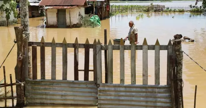 At least 50 people killed and 700,000 displaced by India floods after monsoon rains