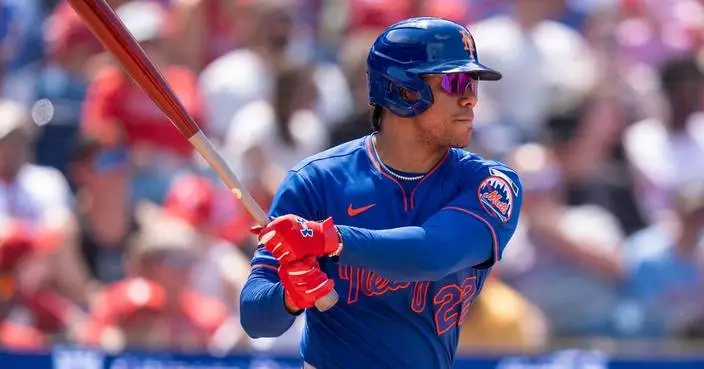 Mets' Juan Soto goes on injured list with left calf strain