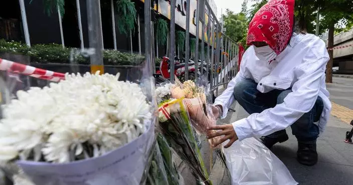 Death toll from Bangkok bar fire rises to 32 as 2 more die in hospital