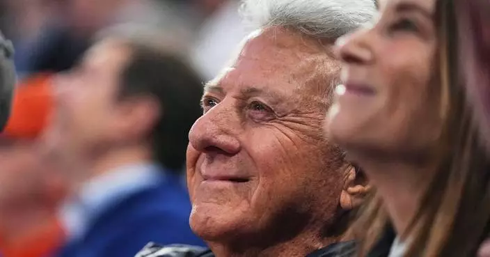 Czech film fest in Karlovy Vary honors Dustin Hoffman and Juliette Binoche