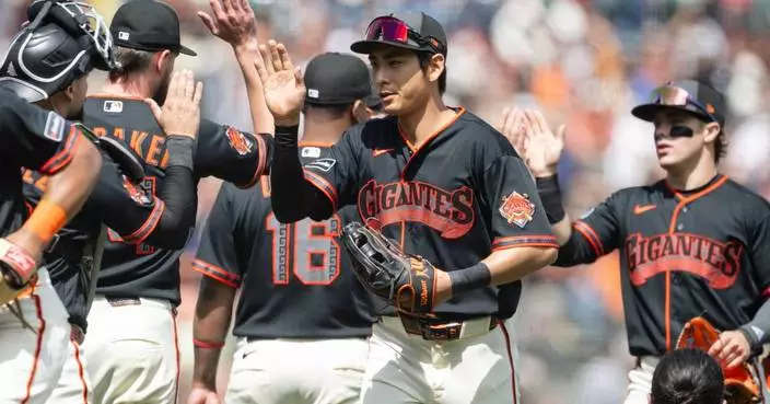 Mahle gets first win since April and Schmitt hits go-ahead, 3-run homer as Giants beat Rockies 4-2