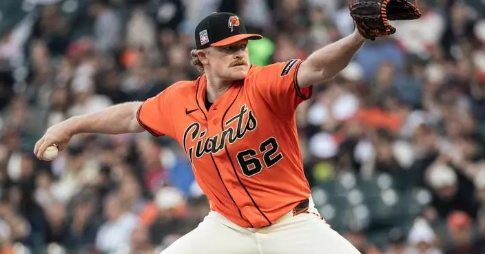 Devers homers early then walks it off in 10th as Giants beat Angels 7-6