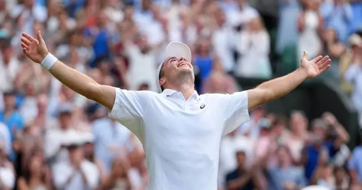 Arthur Fery becomes 1st British wild card to reach Wimbledon quarterfinals in professional era