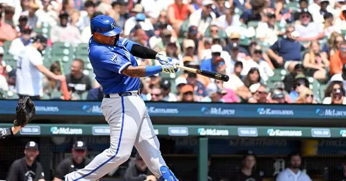 Salvador Perez breaks George Brett's Kansas City Royals record for home runs