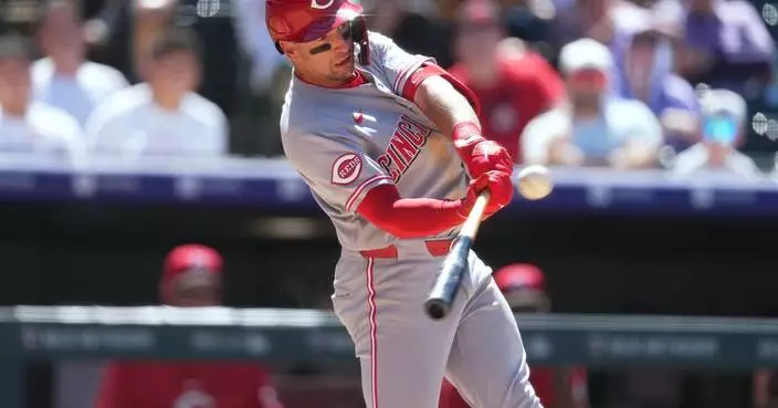 Reds place infielder/outfielder Spencer Steer on 10-day injured list with right wrist sprain