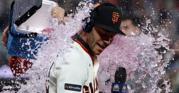 McCray's 2-run homer leads the Giants to a 3-0 win over the Brewers
