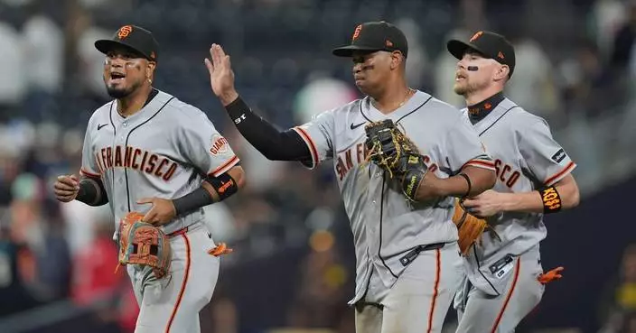 Rookie Susac homers again, Ray wins his 7th straight decision as Giants beat Padres 4-1