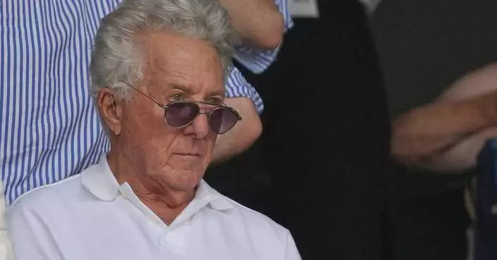 Dustin Hoffman and 'cricket royalty' Sachin Tendulkar among celebrities at Wimbledon