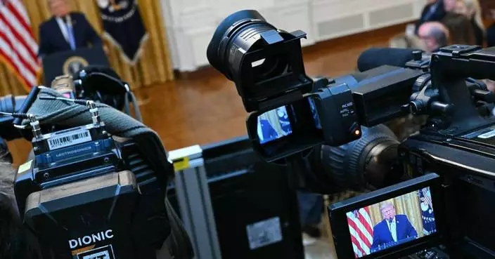 To air or not to air? Nation's TV networks struggle to find the right balance for Trump speech