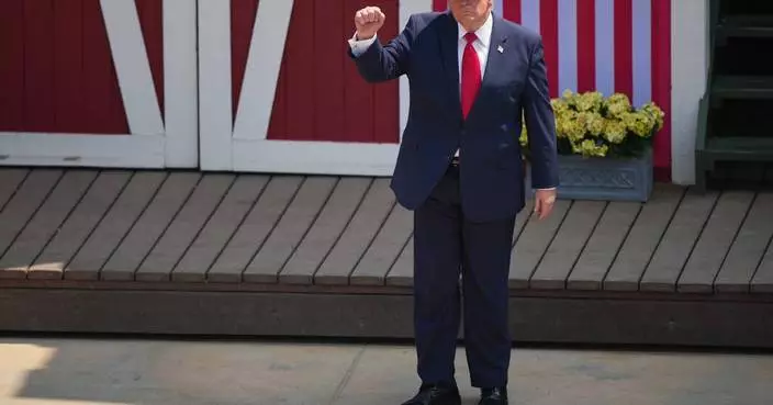 Trump and Republicans return to communist attacks against Democrats ahead of the midterm elections