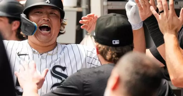Murakami hits 2 HRs, drives in 6 runs to lead AL Central-leading White Sox past Astros 12-3