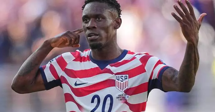 Balogun gets US's go-ahead goal against Bosnia and then red card