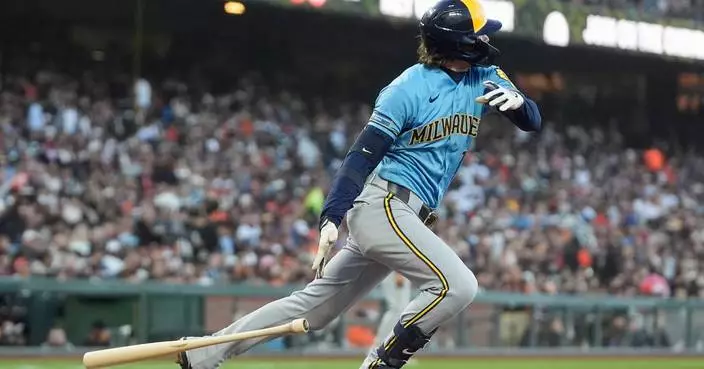 Brice Turang paces Brewers offense in 8-2 win over Giants