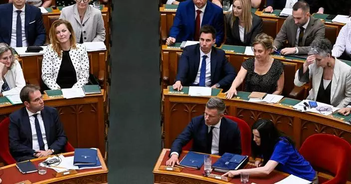 Hungary passes constitutional amendment to remove Orbán-era president