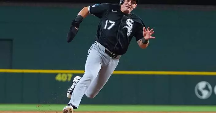 Benintendi's 3-run double chases deGrom, helps White Sox to 10-3 win over Rangers