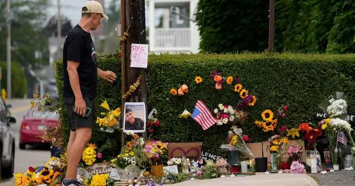 Hundreds protest in Maine over the fatal shooting of a Colombian man by ICE