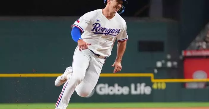 Nathan Eovaldi strikes out 8 as the Rangers beat the Mariners 7-1