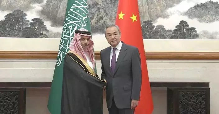 China calls for maintaining momentum of negotiations between U.S., Iran: FM