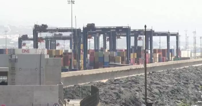 US leaves USMCA renewal on hold, remains open to Mexico, Canada talks
