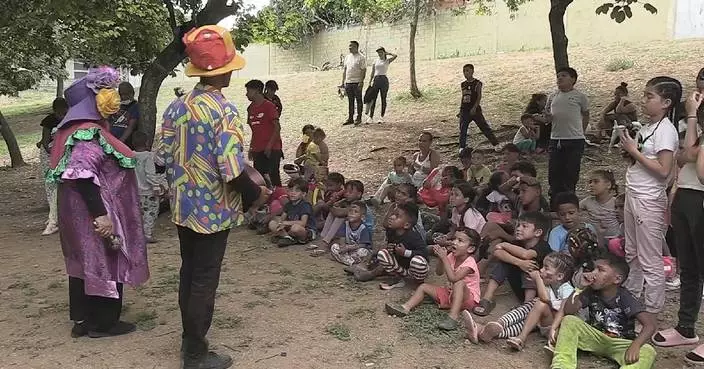 Puppet shows bring laughter back to quake-affected children's faces in Venezuela