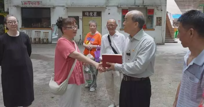 Community mediator who has resolved over 2,500 disputes in 30 years receives July 1 Medal