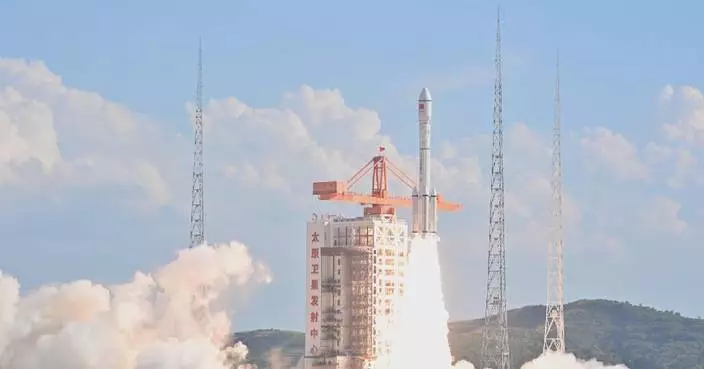 China launches new satellite group for commercial constellation