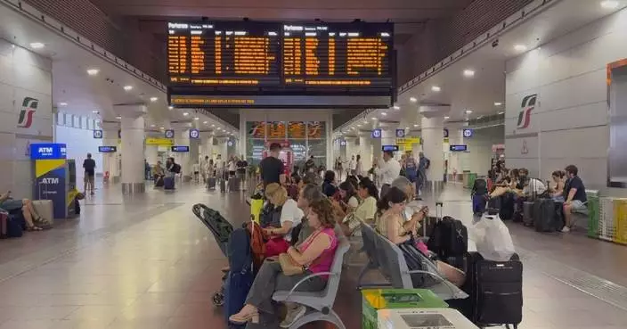 Italians shorten, stagger summer holidays amid surging travel costs