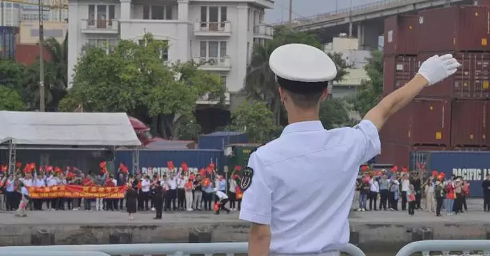 Chinese Navy task force arrives in Vietnam for goodwill visit