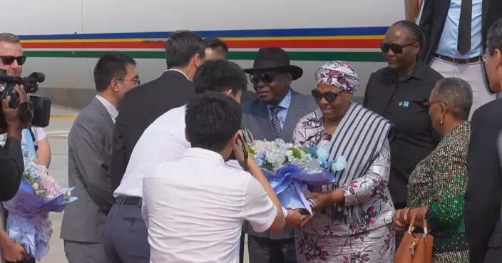 Namibian president arrives in Chengdu, continues state visit
