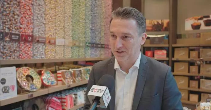 Foreign brands open flagship stores in Shanghai in bid to integrate into consumer market