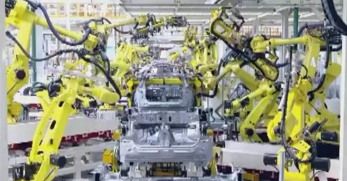 New growth drivers contribute over 40 percent to China's economic growth in January-June: authorities