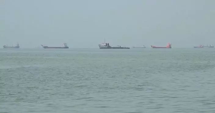 Traffic falls in Hormuz, Bab al-Mandeb straits amid regional tensions