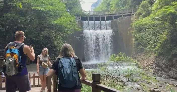 Cool-weather Chinese getaways attract international travelers