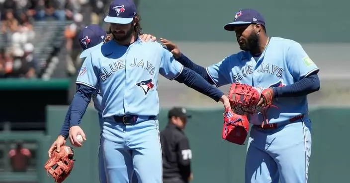 Cease loses no-hit bid in 9th as Blue Jays beat Giants 10-0